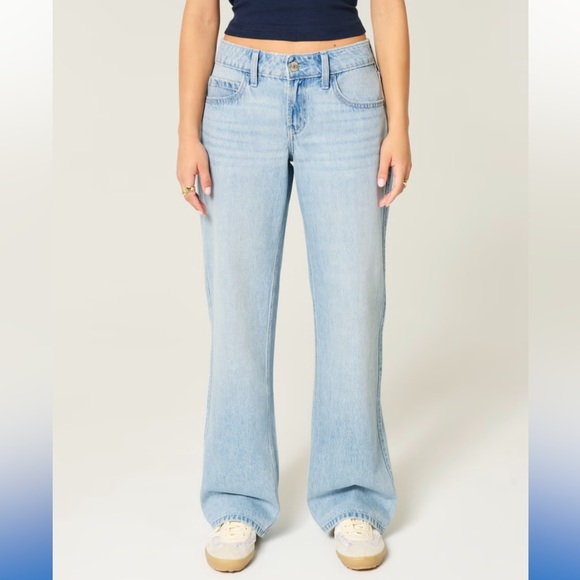 Hollister low rise baggy jeans (light wash) size 6 - Picture 4 of 4